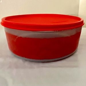 Tupperware Big Wonders Bowls 4 piece set.